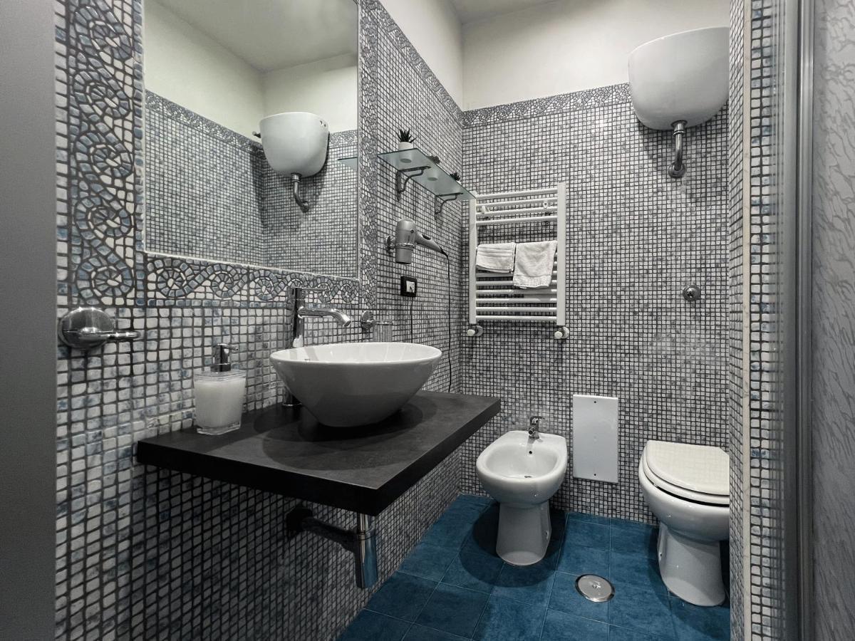 Tie Tie Bed & Breakfast Napoli Bagian luar foto